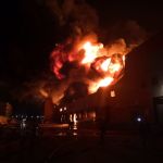 Момент взрыва в горящем складе Барнаула попал на видео