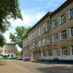 Соцсети: в Рубцовске после беседы с завучем умерла 12-летняя ученица лицея