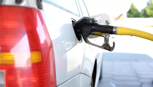 В Республике Алтай резко взлетели цены на бензин