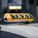 Россиянам с судимостью могут запретить работать в такси