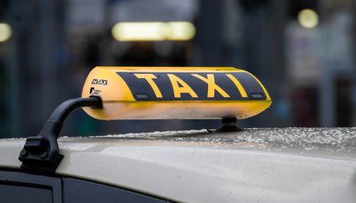 Российское такси может перейти на нелегальное положение из-за дорогого ОСАГО