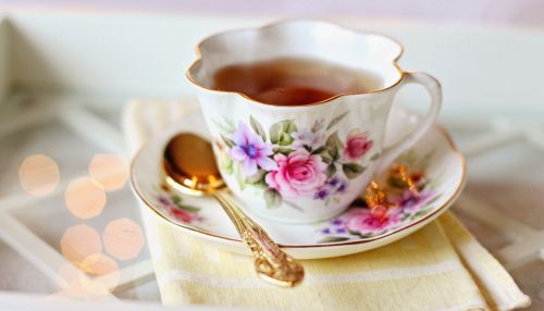 Диетолог: чаем можно запивать еду только при одном условии