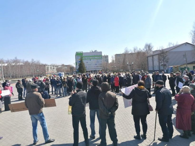 митинг в Барнауле Фото:Telegram-канал "Алтайские крайности"