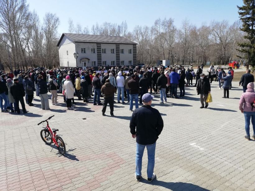 митинг в Барнауле Фото:Telegram-канал "Алтайские крайности"