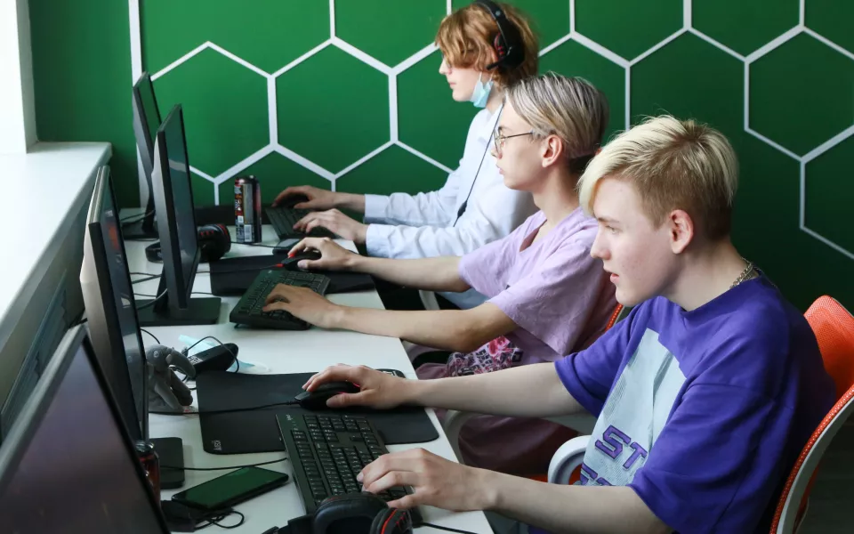 Барнаул может принять международный турнир по киберспорту Игры будущего 2023