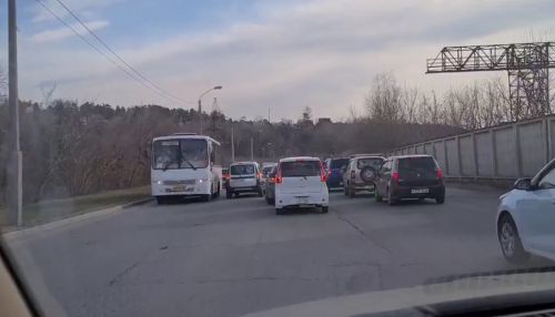 Семикилометровая пробка образовалась на Объездной дороге Барнаула