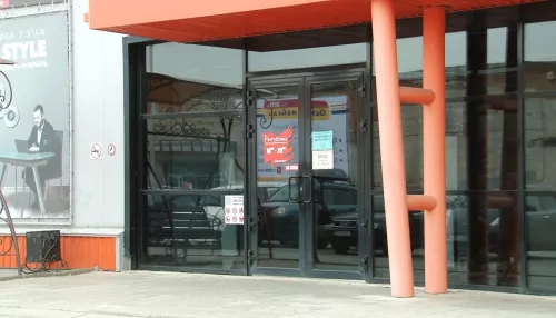 Один из крупнейших ТЦ в Барнауле может остаться без арендаторов