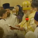 Алтайский митрополит провел пасхальную службу в Дмитриевском храме