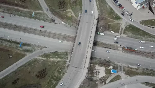 Эксперты назвали причину разбитых дорог в Алтайском крае