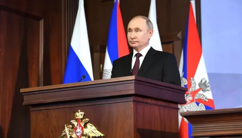 Путин запретил вывоз наличных на сумму больше 10 тысяч долларов