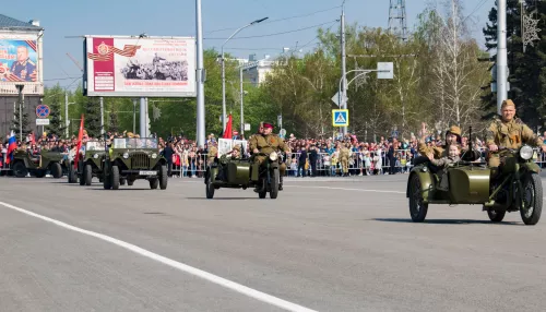 Кадеты, полуторки, воспоминания: подробности прошедшего в Барнауле парада