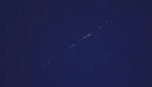 Барнаульский фотограф смог заснять космический поезд Илона Маска