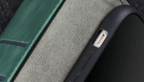 Пластиковый чехол: рекомендации по уходу для долговечного использования