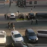 Очевидцы сообщили о драке с участием нескольких человек в Барнауле