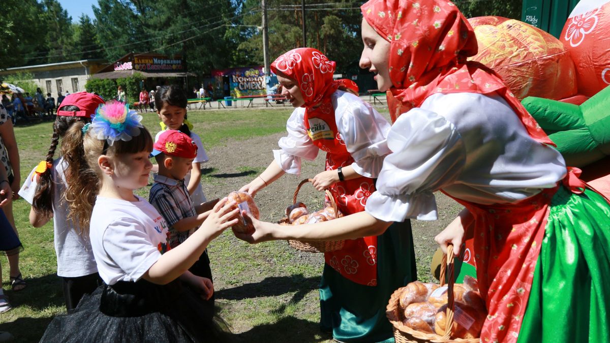 В парке "Лесная сказка" провели грандиозный праздник в честь Дня защиты детей