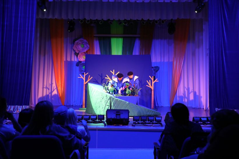 Алтай-Кокс организовал спектакль для детей сотрудников Фото:Пресс-служба Алтай-Кокса