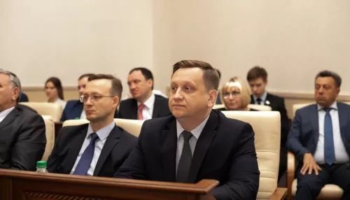 Максим Костенко может досрочно покинуть пост министра образования на Алтае