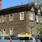 В Барнауле решили снести двухэтажный дом, построенный более 100 лет назад