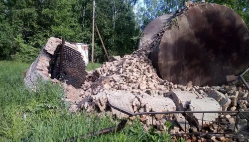 Водонапорная башня рухнула в бийском поселке Заря