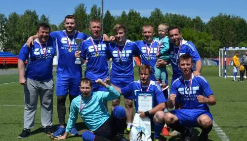 Сибирская медиагруппа впервые выиграла Кубок журналистов по мини-футболу