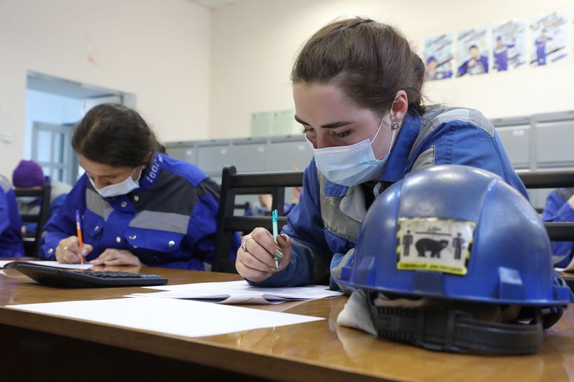 На Алтай-Коксе определили лучших контролеров  Фото:Пресс-служба Алтай-Кокс