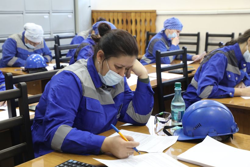 На Алтай-Коксе определили лучших контролеров  Фото:Пресс-служба Алтай-Кокс