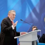 Он большой молодец: спикер Госдумы рассказал о состоянии Жириновского