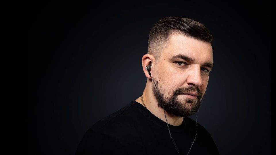 Как в Барнауле выступил "Баста" и как его встретили горожане