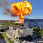На видео попал огненный гриб мощного взрыва на АЗС Новосибирска
