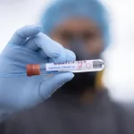 Никуда не ушел: врачи ожидают появления новой мутации коронавируса