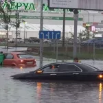 В Красноярске после проливных дождей затопило улицы