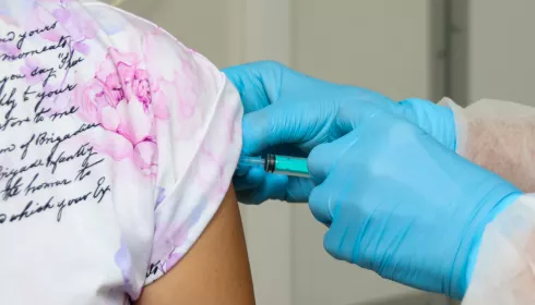 Между волнами. 10 вопросов о вакцинации против гриппа и ковида
