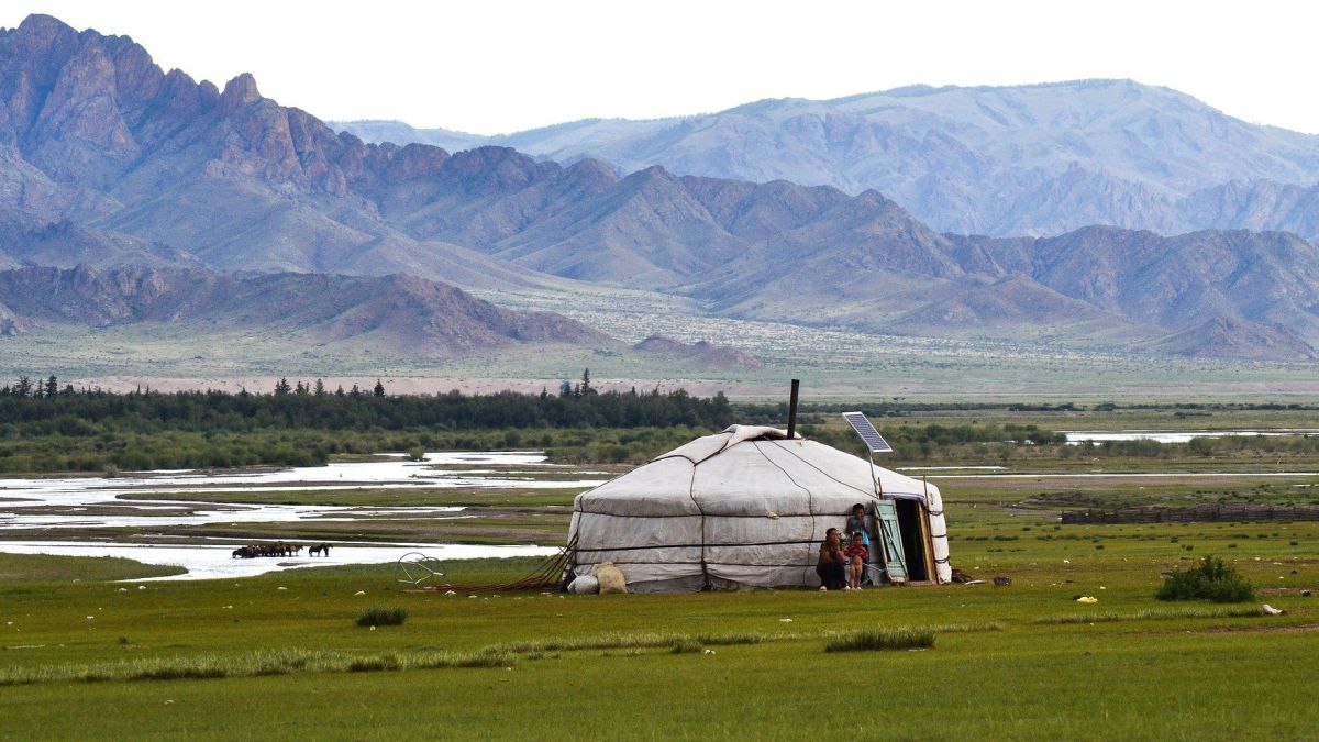 Юрта. Горный Алтай. Монголия 