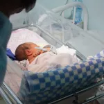 В Алтайском крае продолжает снижаться показатель рождаемости