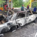 В Новосибирске загорелась очередная АЗС - автомобиль сгорел дотла