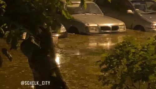 Москву и Подмосковье затопило после сильного ливня и грозы