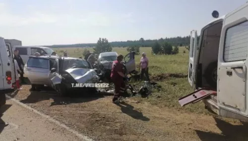 Выживший в смертельном ДТП на алтайской трассе подросток – в тяжелом состоянии