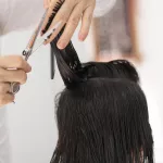 В Алтайском крае стрижка волос оказалась самой дорогой в Сибири