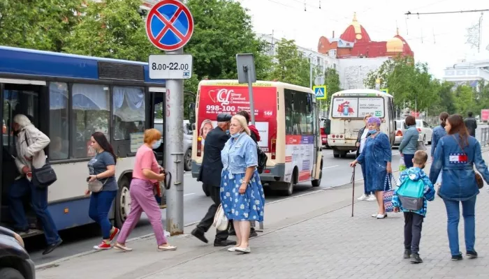 Еще два автобусных маршрута в Барнауле стали общественно значимыми