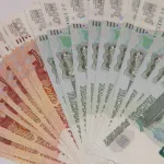 В Госдуму внесли законопроект о выплате семьям с детьми по 10 тысяч рублей