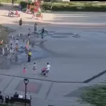 Барнаульцы пожаловались на забитый мусором пешеходный фонтан