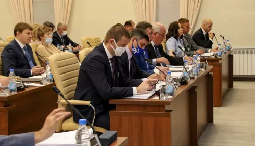 Более четверти депутатов гордумы Барнаула могут уйти на повышение в сентябре