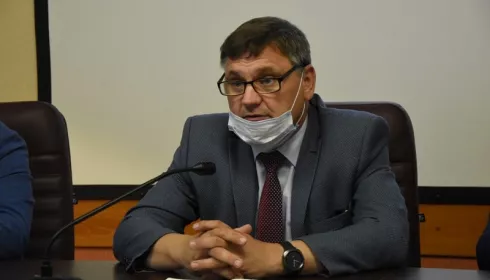 Ректора алтайского политеха на выборах заменит единоросс Мордовин
