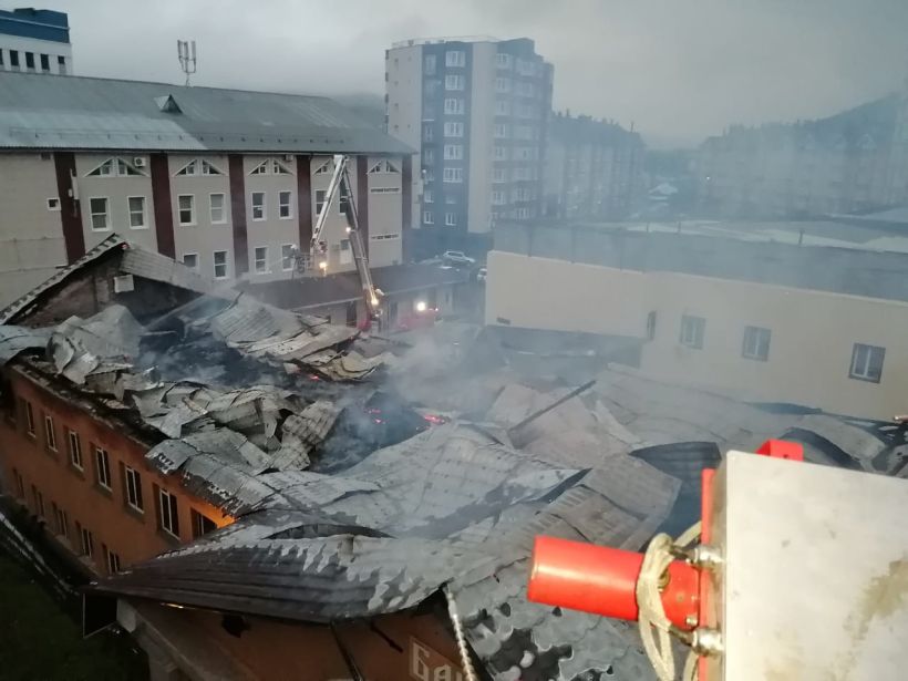 Пожар Фото:пресс-служба МЧС РФ по Республике Алтай 