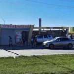 В Новосибирске четыре человека пострадали при наезде автомобиля на остановку
